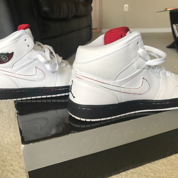 Jordan 1 Retro Mid Cinco De Mayo with Box *Rare* - Picture 4 of 7